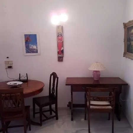 Naxos Castle House Apartment *