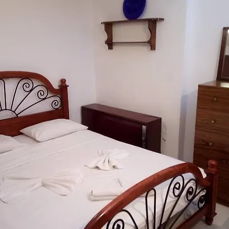 Lägenhet Naxos Castle House