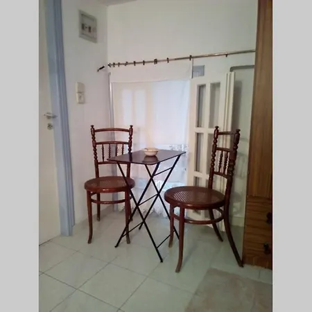 Naxos Castle House * Naxos City