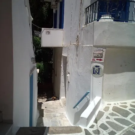 Naxos Castle House
