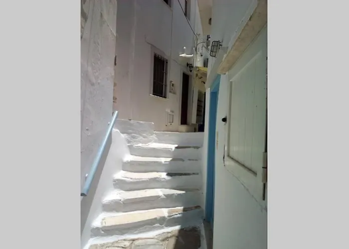 شقة Naxos Castle House