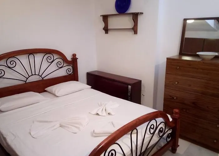 شقة Naxos Castle House