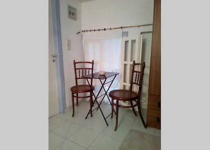 Naxos Castle House * Naxos City